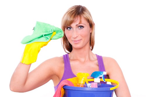 Fresh Cleaners team cleaning a carpet professionally